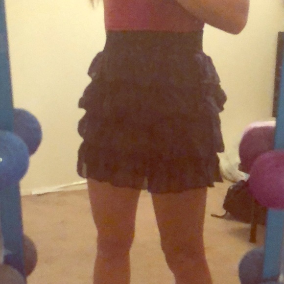 Ruffled blue skirt - Picture 2 of 2